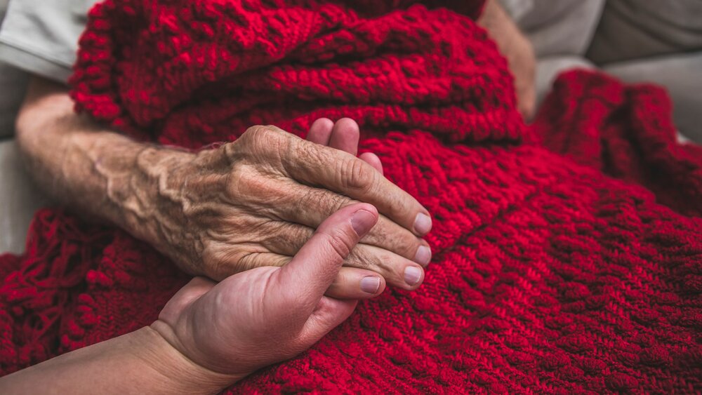 What to Do When a Loved One is Nearing the End of Their Life